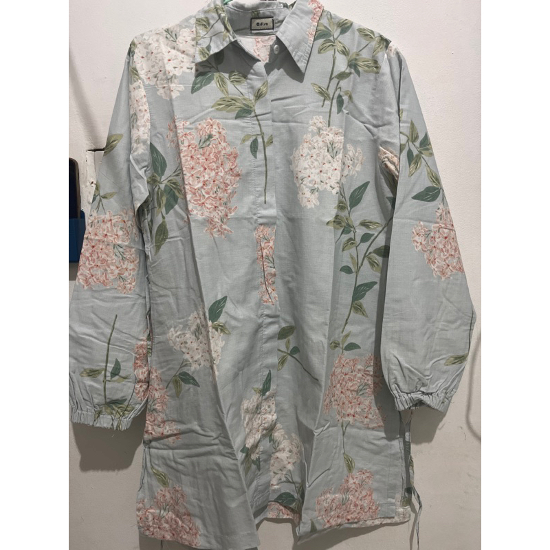 preloved kemeja adisa
