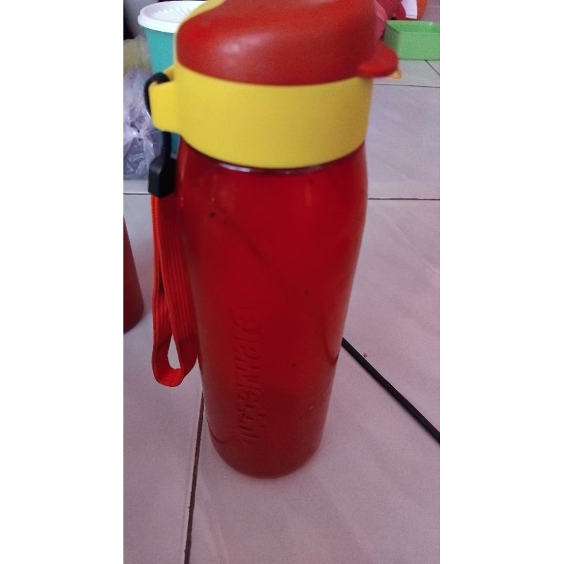 H2GO 750ML TUPPERWARE SECOND