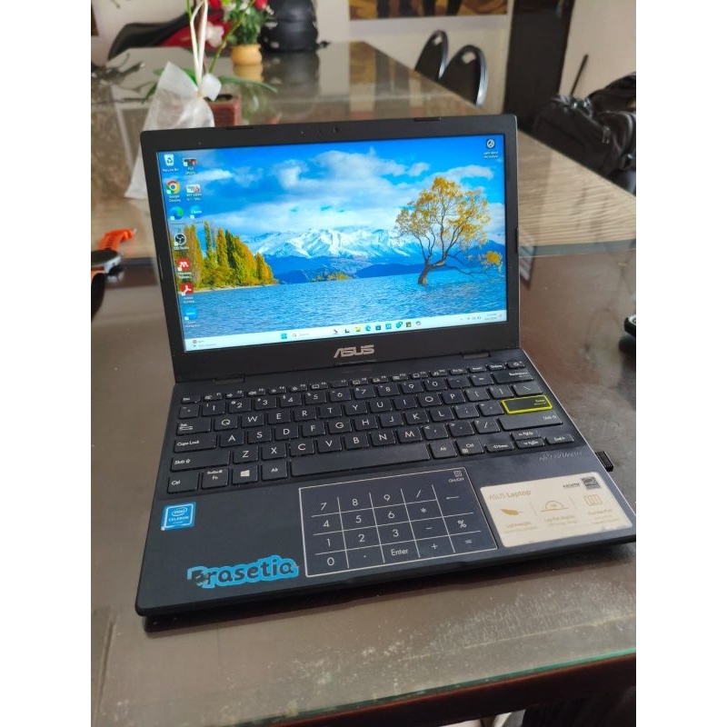 laptop asus intel celeron e210m slim ringan bekas