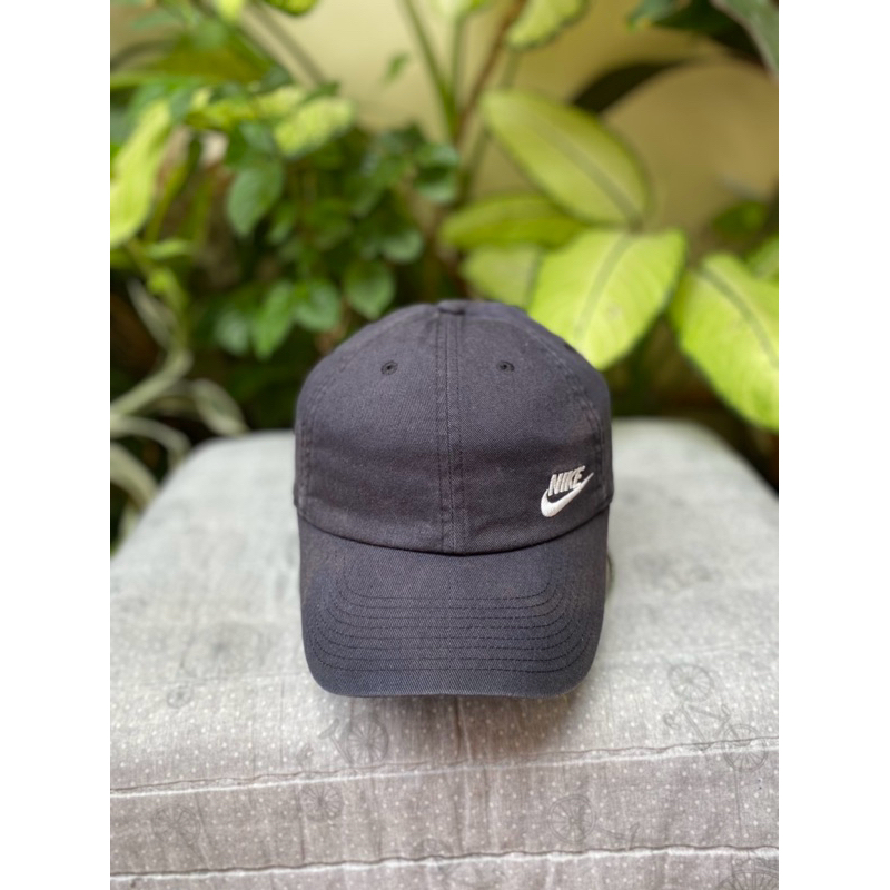 Topi Nike Heritage 86 Essential