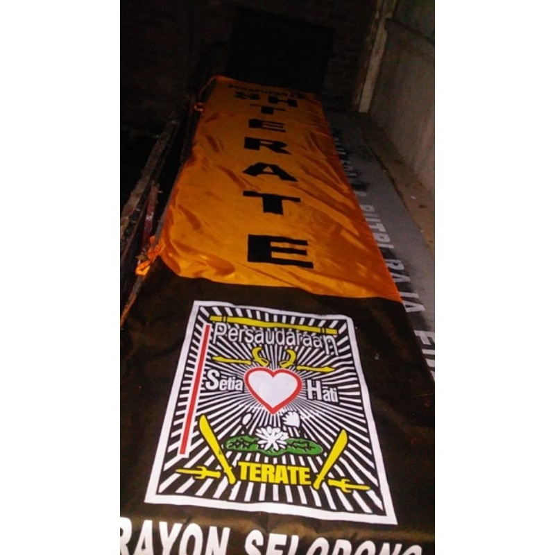 umbul umbul spanduk sablon