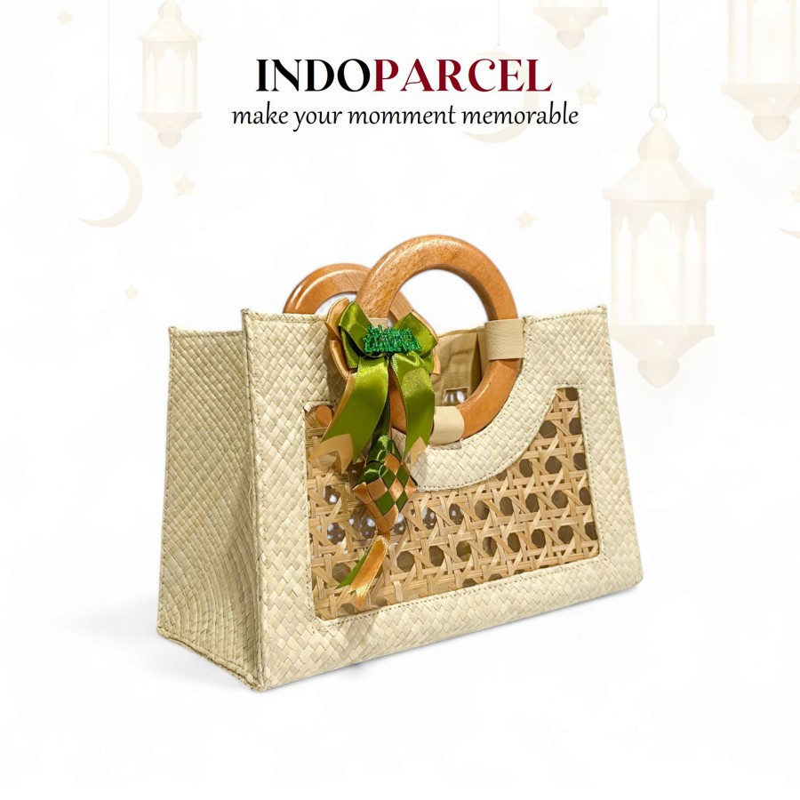 

Tas Hampers Lebaran Anyaman Pandan Handle Kayu Kombinasi Anyaman Bambu Bungkus Kemasan Tas Kado Goodie Bag Hari Raya Idul Fitri Viral Terbaru - Putih