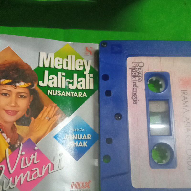 KASET PITA MEDLEY VIVI SUMANTI BO087