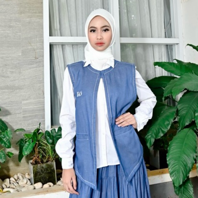 Fiorellya by Dwee - Vest Denim FD - Vest Bahan Denim  - Vest Wanita - Denim - Vest Premium