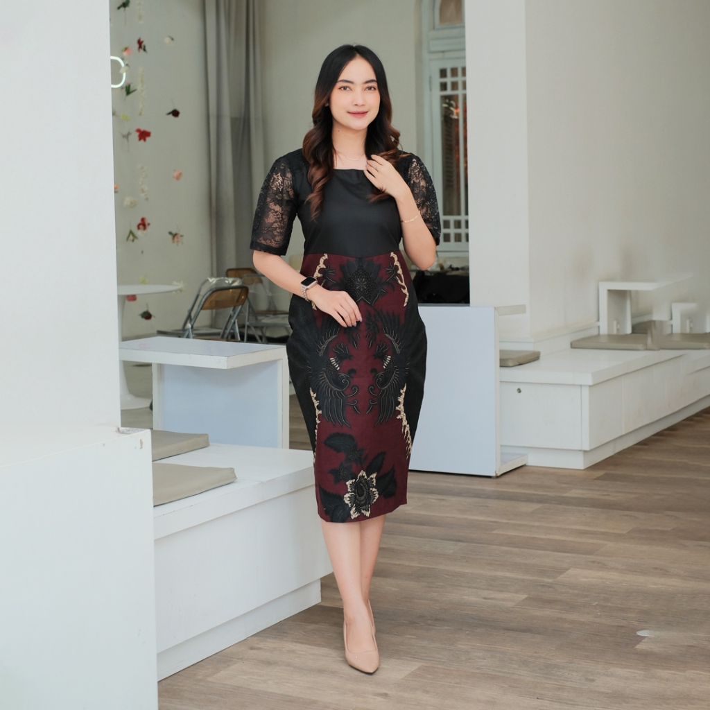 WouBatik - Dress Batik Wanita Modern Brokat Furing Warna Burgundy Burgundi Motif warna hitam SW0219