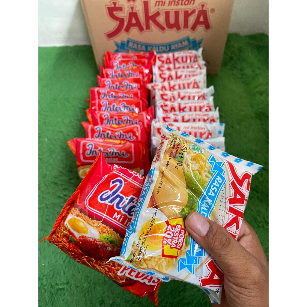 

PAKET HEMAT MIE SAKURA KALDU AYAM MIX INTERMI PEDAS [1DUS ISI 20PCS]