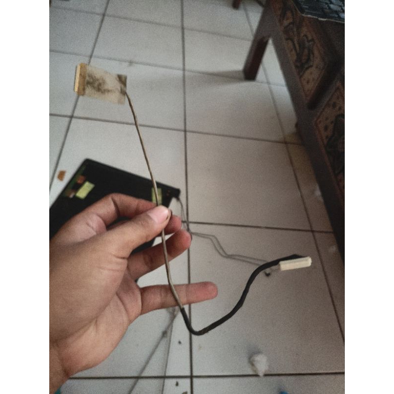 fleksibel laptop Zyrex e4105 ori