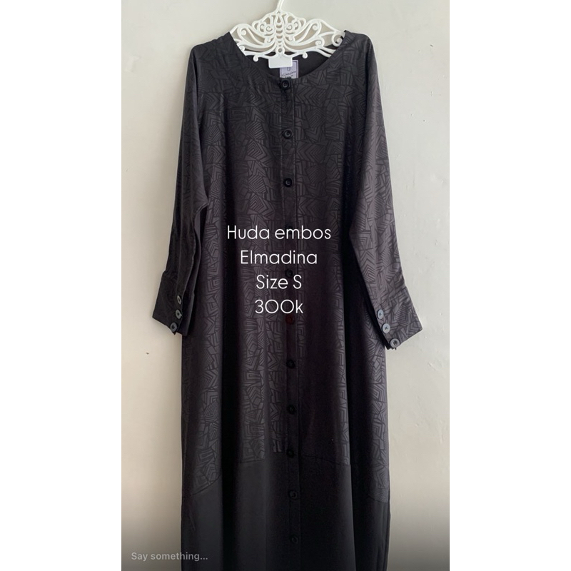 Huda embos Elmadina abaya S