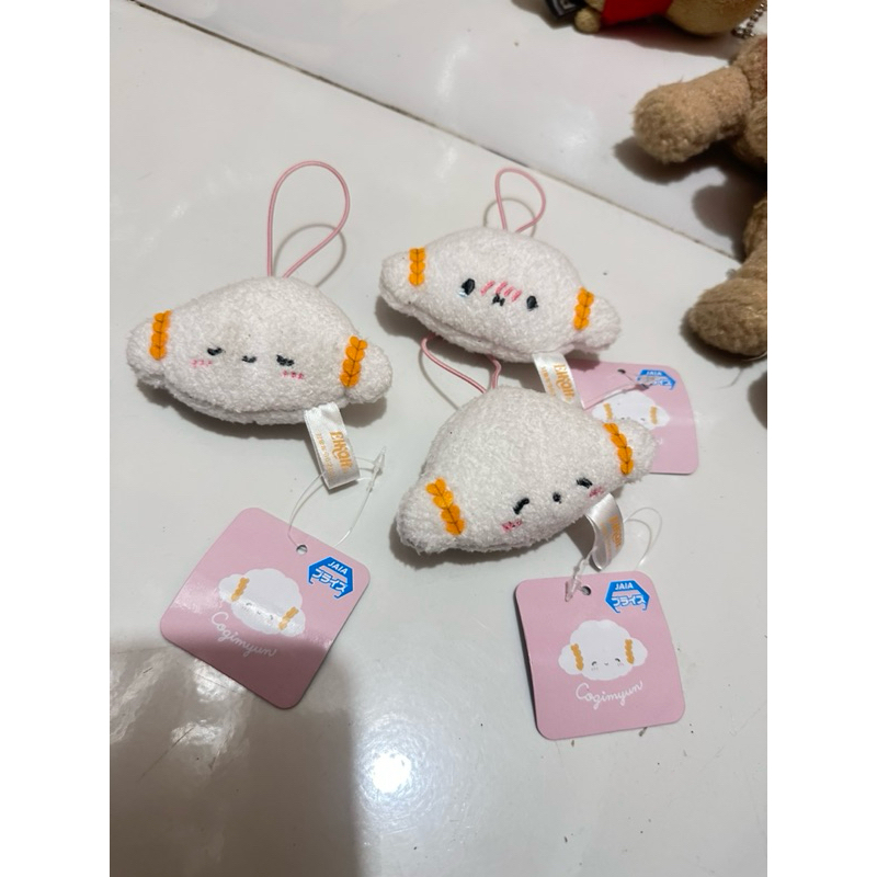 Boneka Gantungan Kunci Tas Cogimyun Sanrio