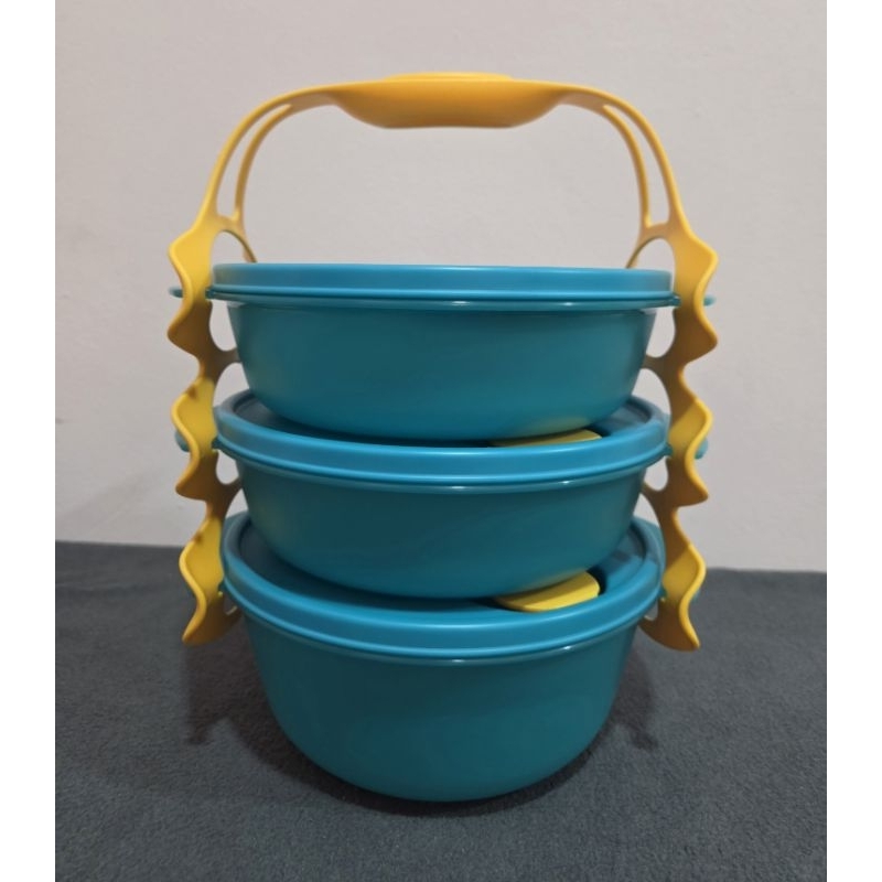 Tupperware Carry All Bowl Set