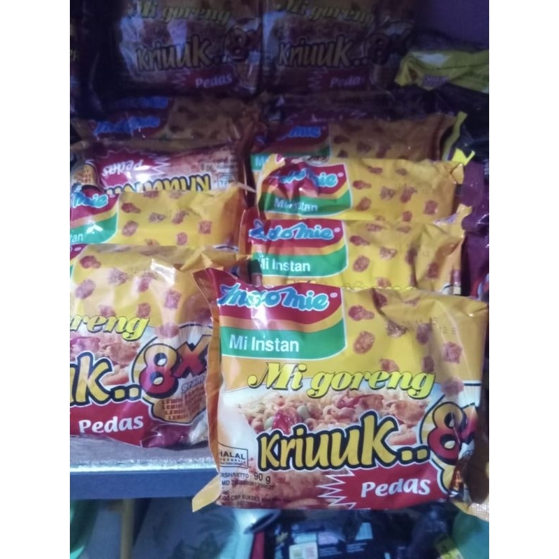

indomie goreng kriuk pedas