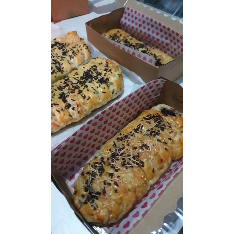 

Banana Strudle - Coklat Keju