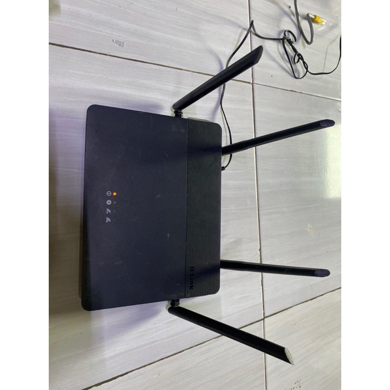 Router D-Link DIR-878