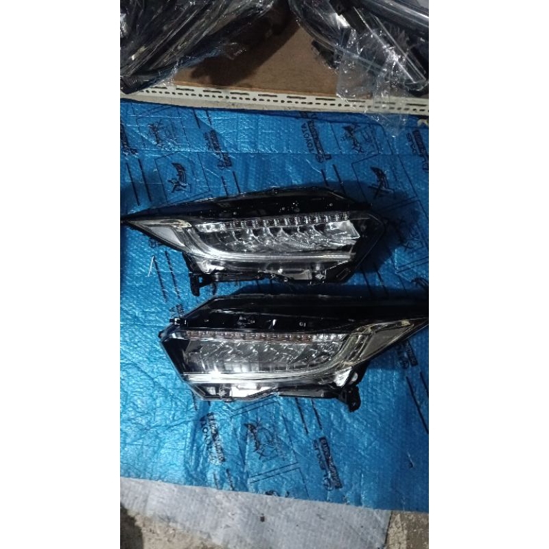 lampu depan headlamp Honda hrv 2016 prestige original