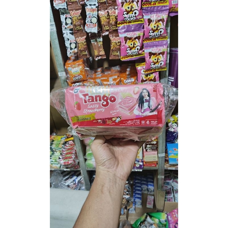 

TANGO JKT48 TERBARU ALL VARIAN RASA ISI 10 PCS