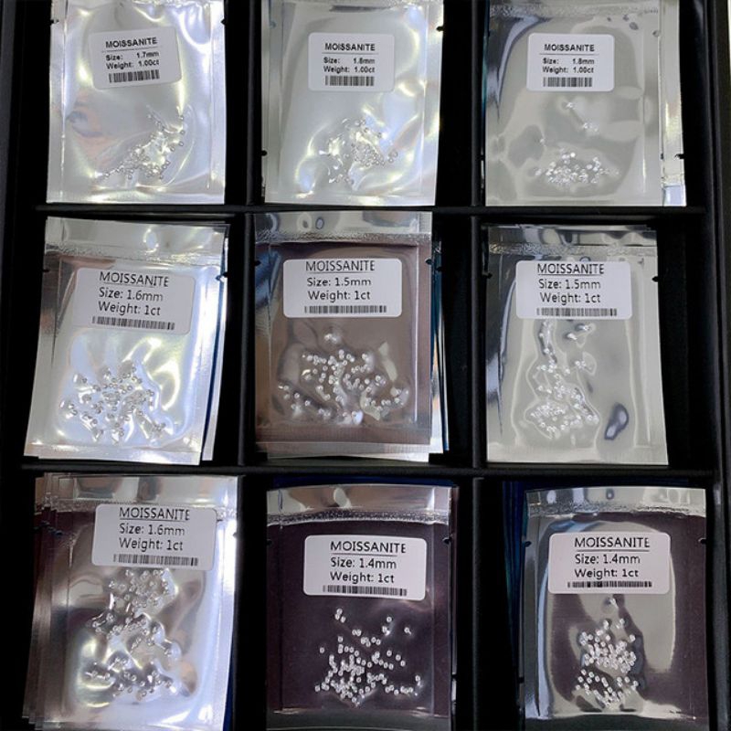 Moissanite Tabur 1crt pack warna D