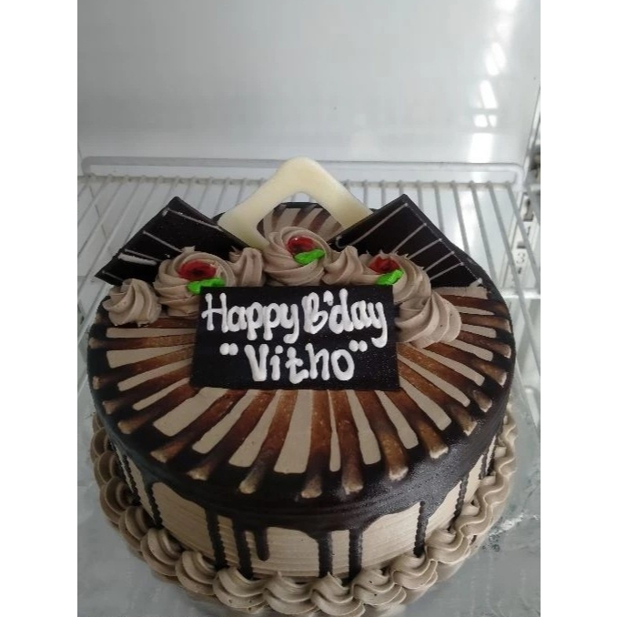 

KUE ULANG TAHUN BLACKFOREST UKURAN 20cm UNTUK MOMEN SPESIAL!