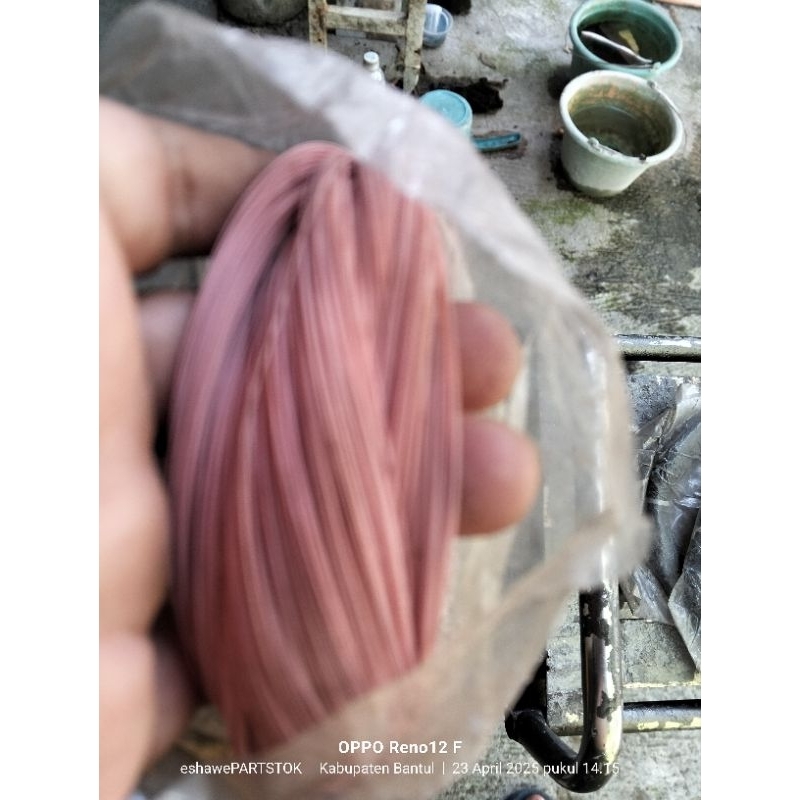 senar layangan adu dan senar plastik layangan