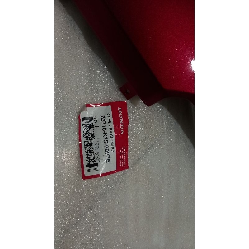 Bodi kempolan belakang kiri warna merah cb150 old 83710 k15 900 ZE