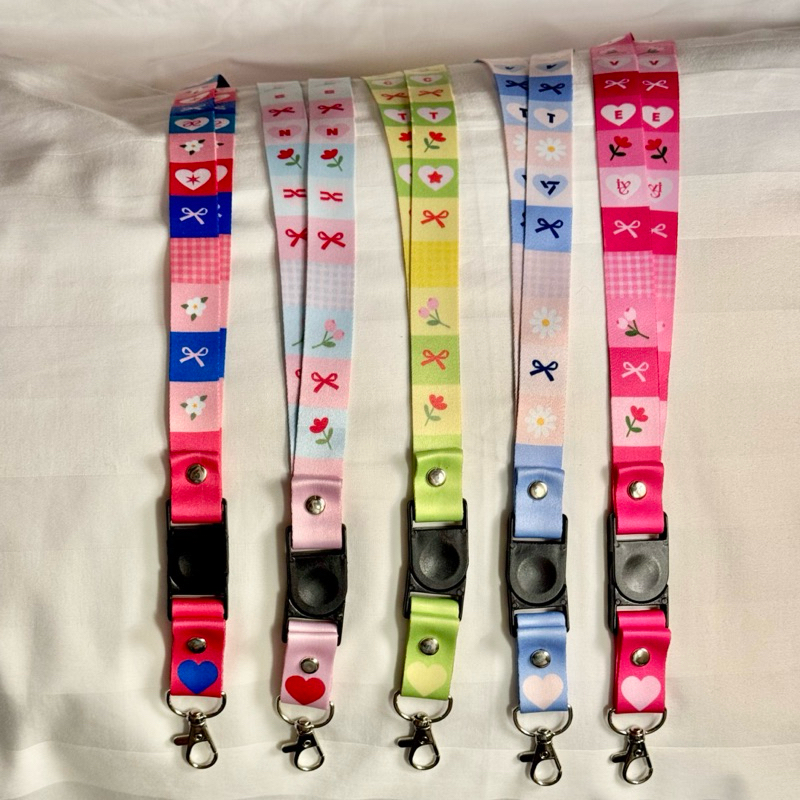 

[READY STOCK] FANDOM LANYARD: SEVENTEEN ENHYPEN NCT IVE AESPA