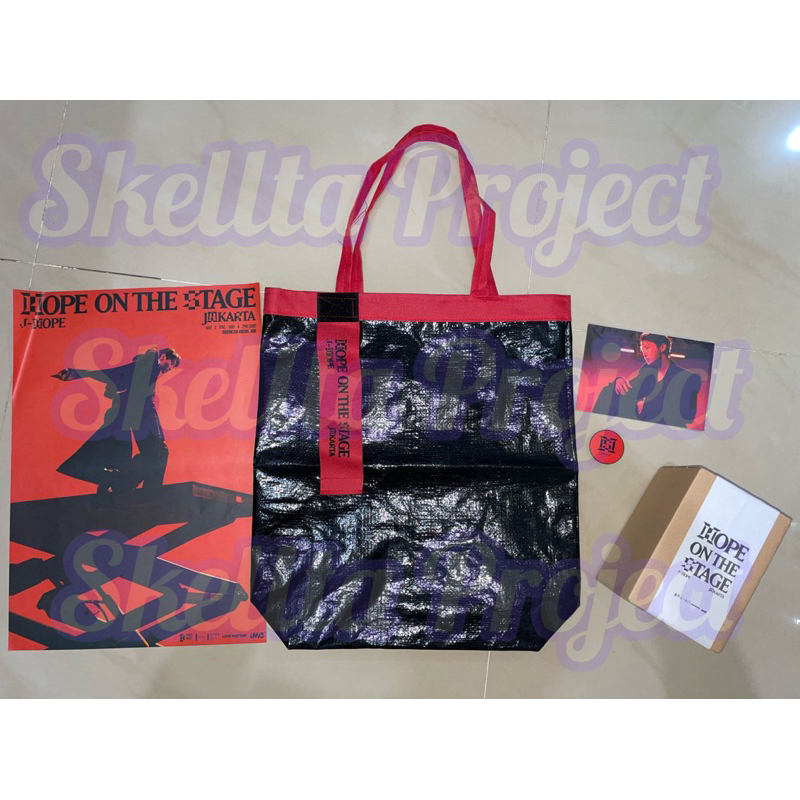 

POSTCARD JHOPE TOUR JAKARTA