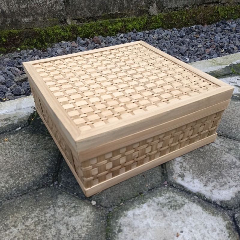 Keranjang Bambu 30x30 | Box Bambu Anyaman | Parcel Bambu