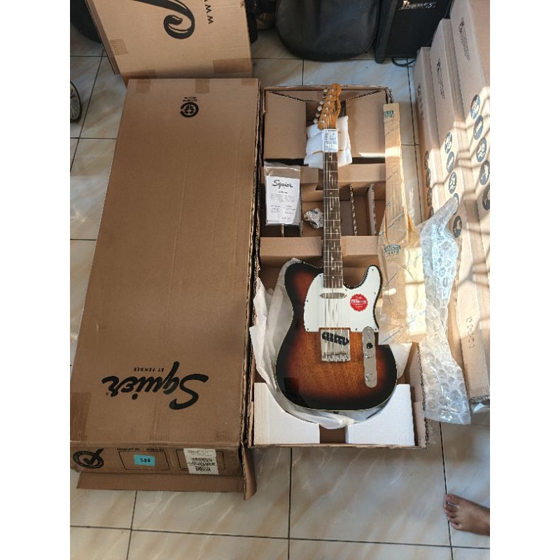 Gitar Squier Classic Vibe Telecaster Baritone Sunburst