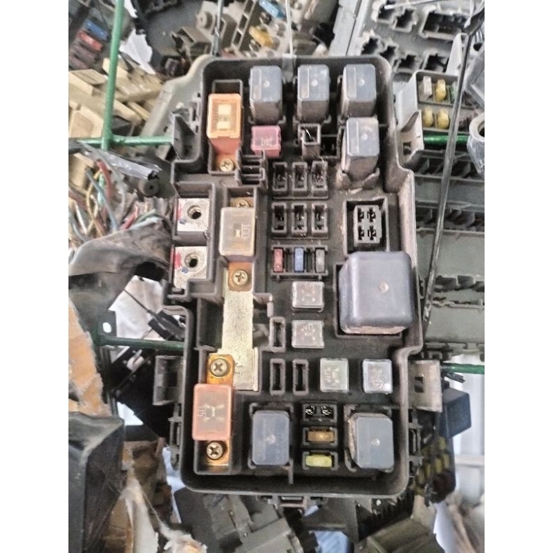 Fuse Box Luar Honda CRV Gen 2 MT Copotan Oryginal