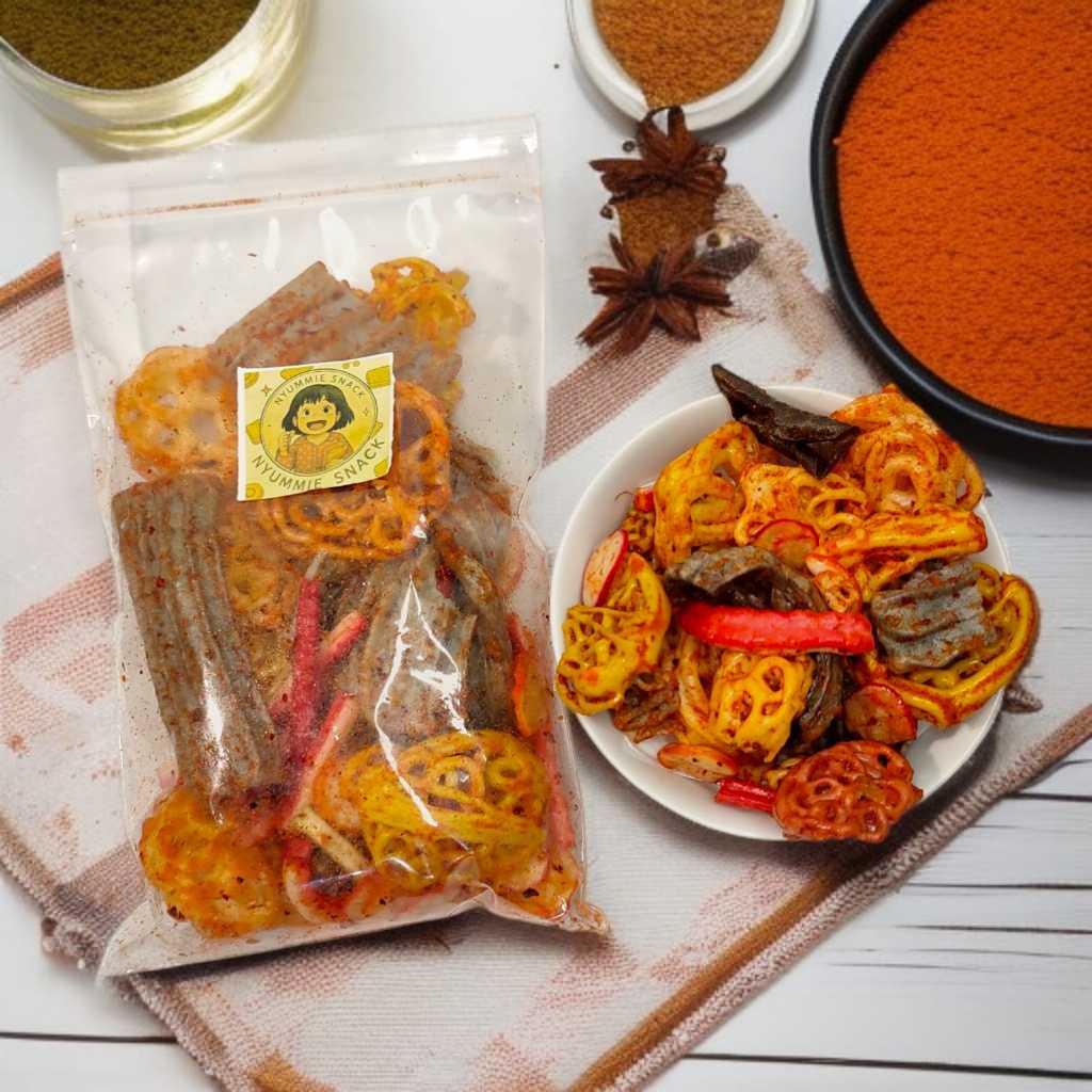 

NYUMMIE SNACK - Kerupuk Seblak Mix Pedas