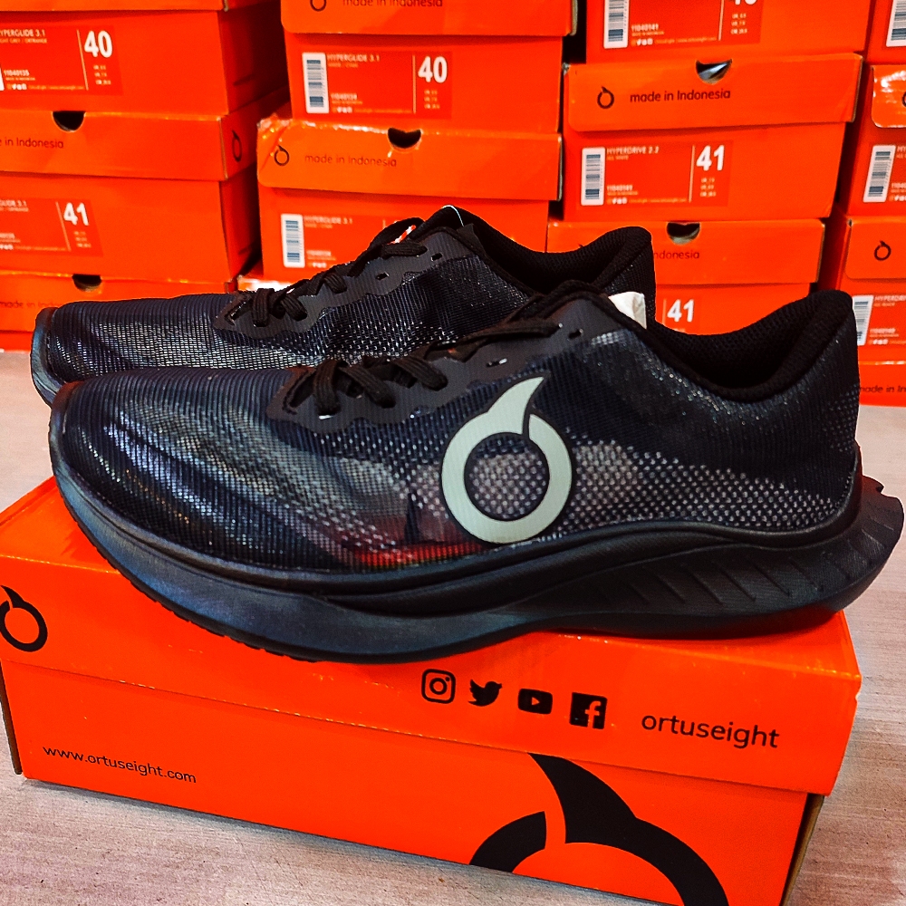 Sepatu Pria Sneakers Running Lari Sepeda Ortuseight Hyperdrive Ortus Original