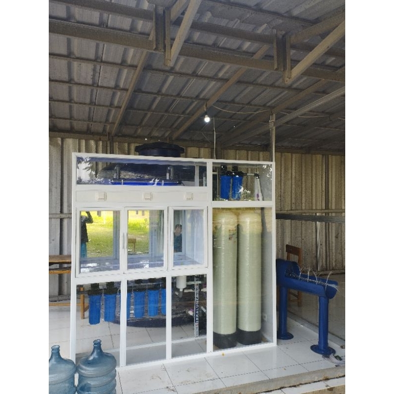 Depot air minum isi ulang air tangki