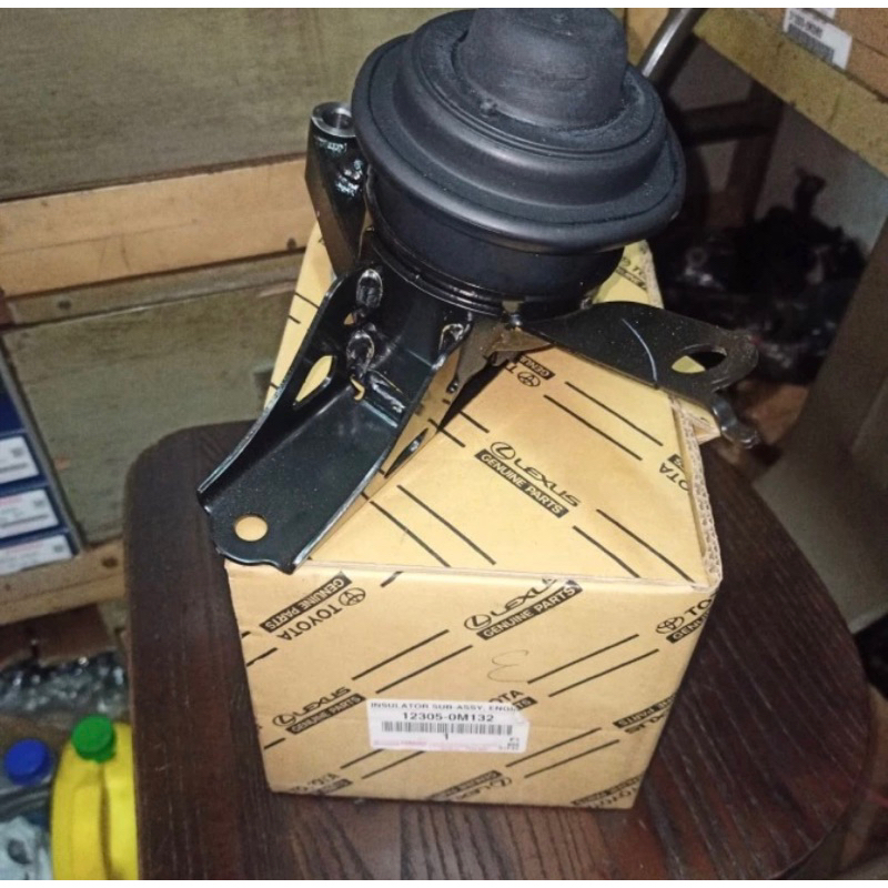 12305-0M132 engine mounting yaris vios 2014 2015 2016 matic