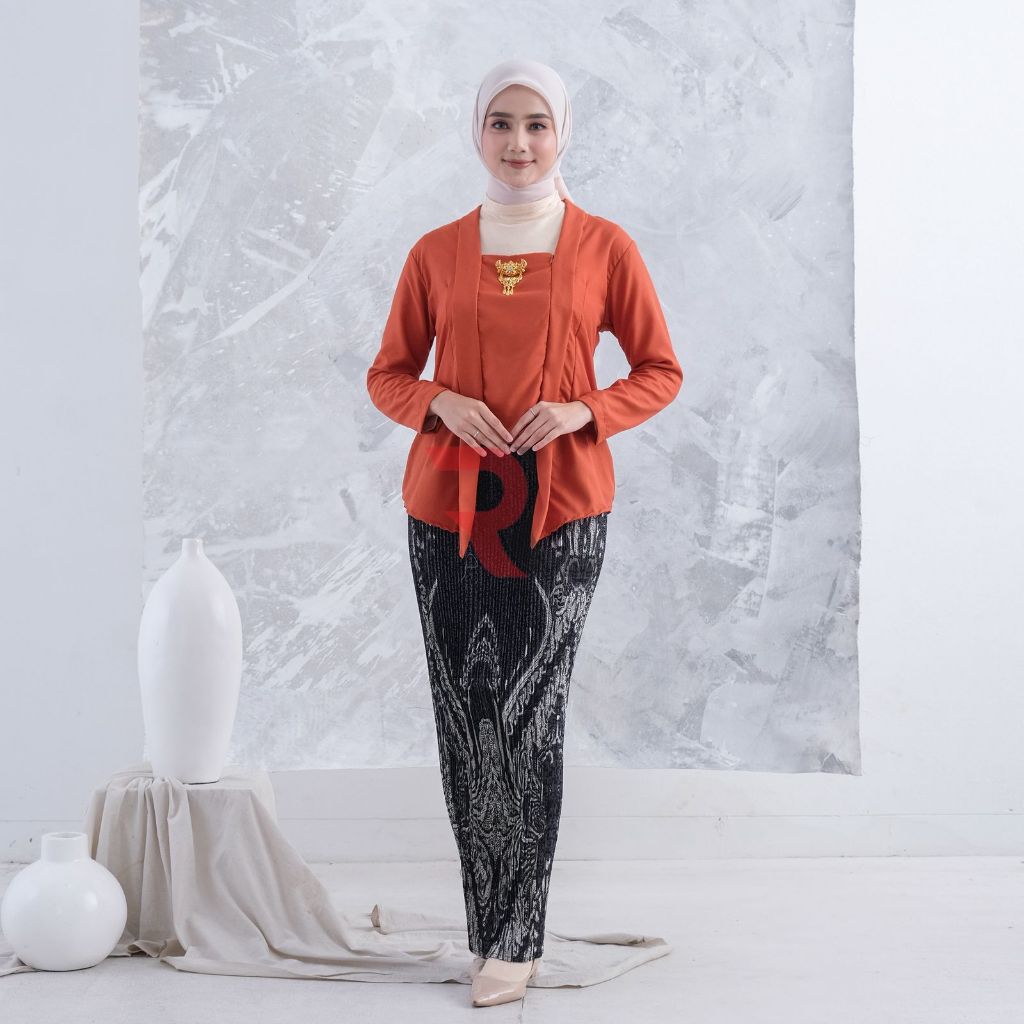 RB Roslina Kebaya Kutu Baru Modern Hijab Simple Lengan Panjang Katun Premium