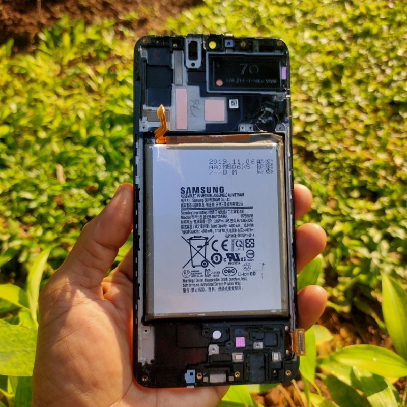Lcd Samsung a70 normal ori bekas copotan minus
