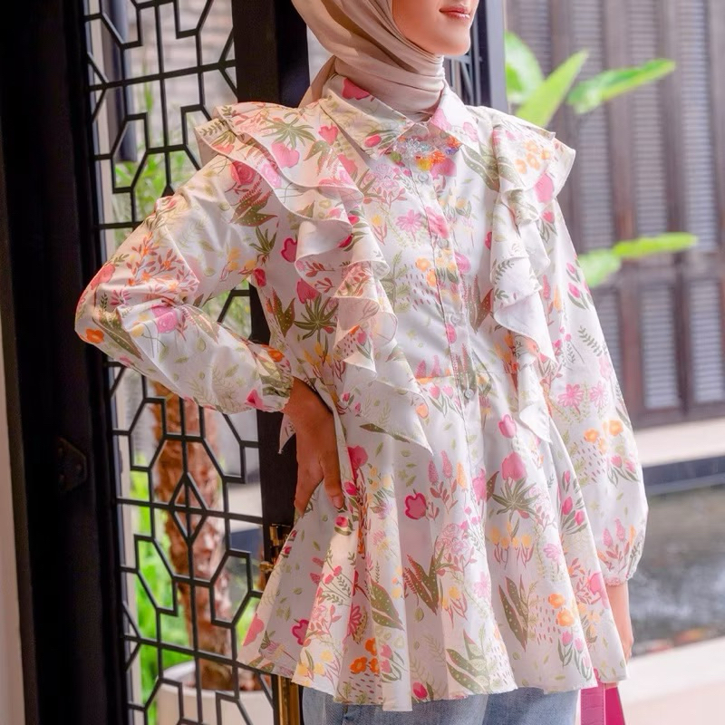 preloved hijabchic qiandra flower top