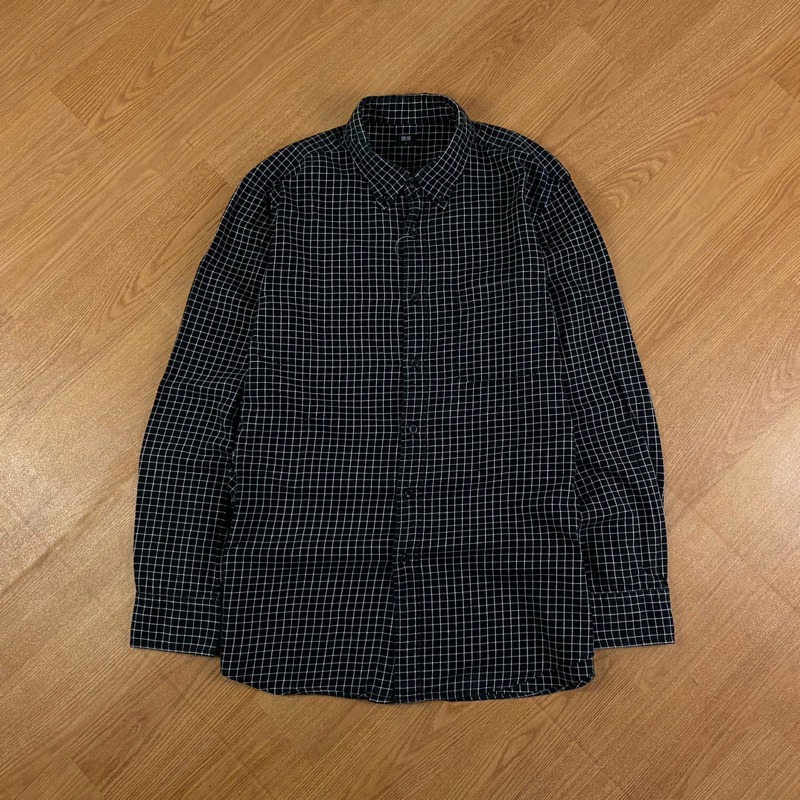 Uniqlo Black Plaid Flannel Shirt