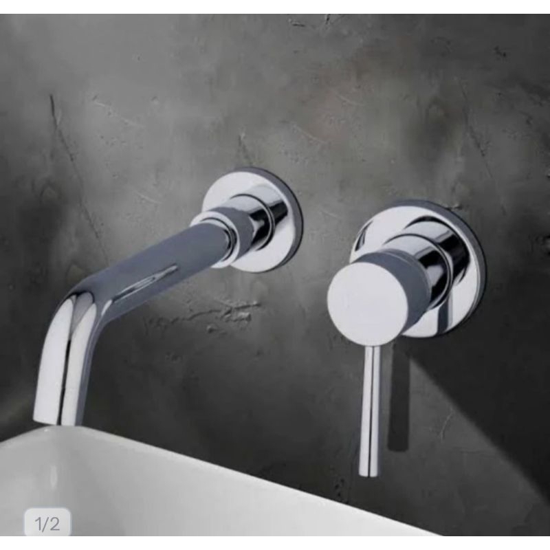 Kran wastafel panas dingin dinding tembok