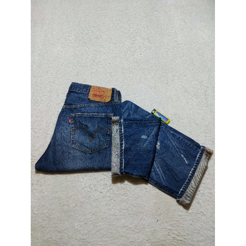 Celana jeans second berkualitas by 501 REGULAR STRAIGHT RIPPED