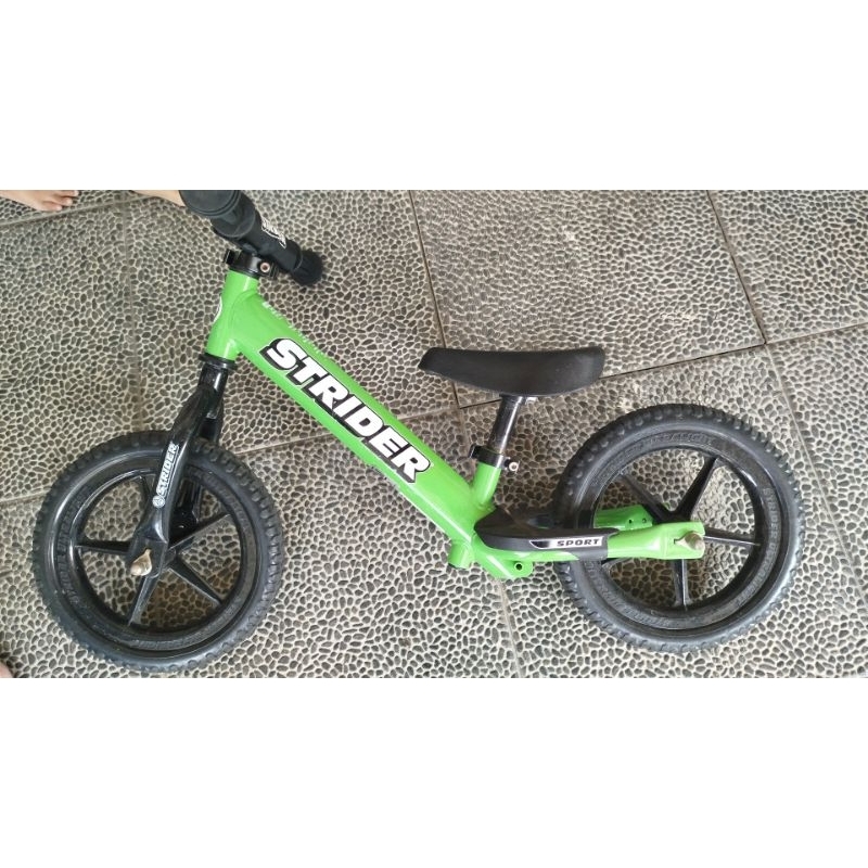 STRIDER - Balance Bike Sport Green 12inch (Preloved)