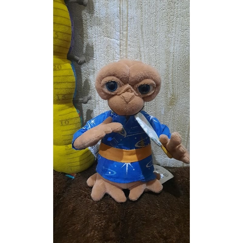 Boneka ET The Extra Terrestrial Ori