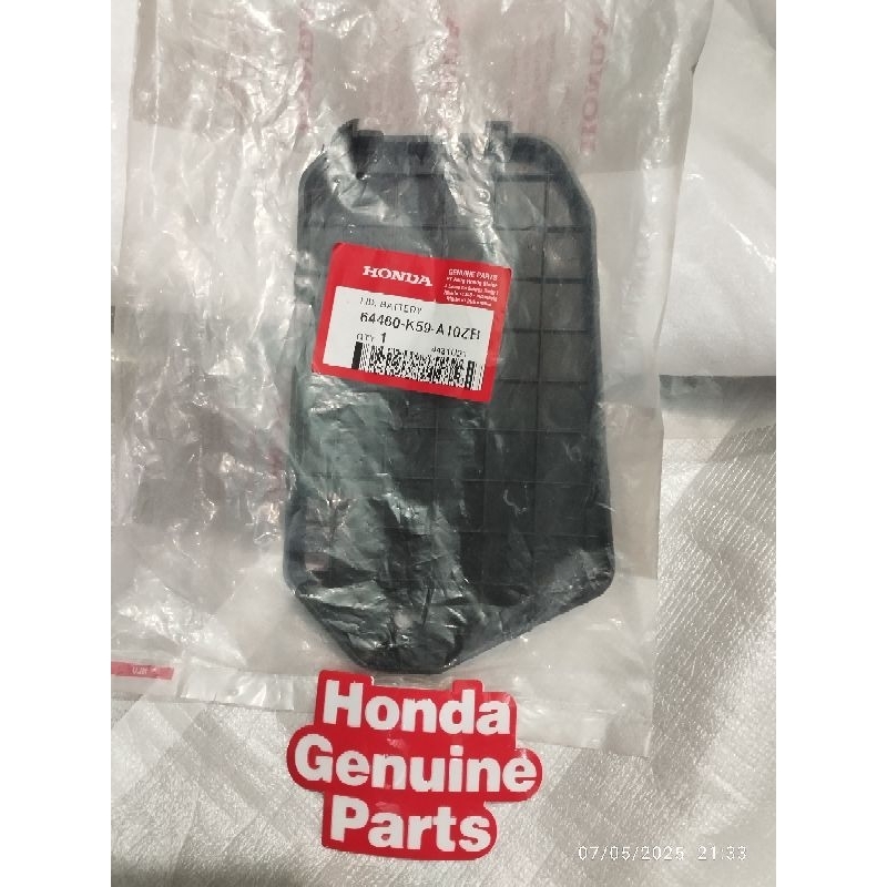 64460k59A10ZB / LID, BATTERY / TUTUP BATTERY VARIO 125-150 LED SERI K59-K60