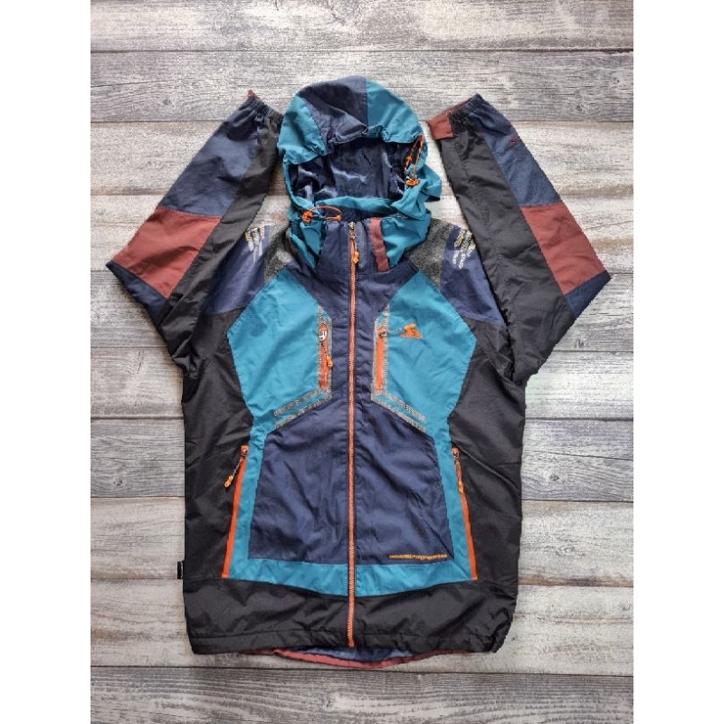 Jaket Gunung Trespass Second Branded Mulus