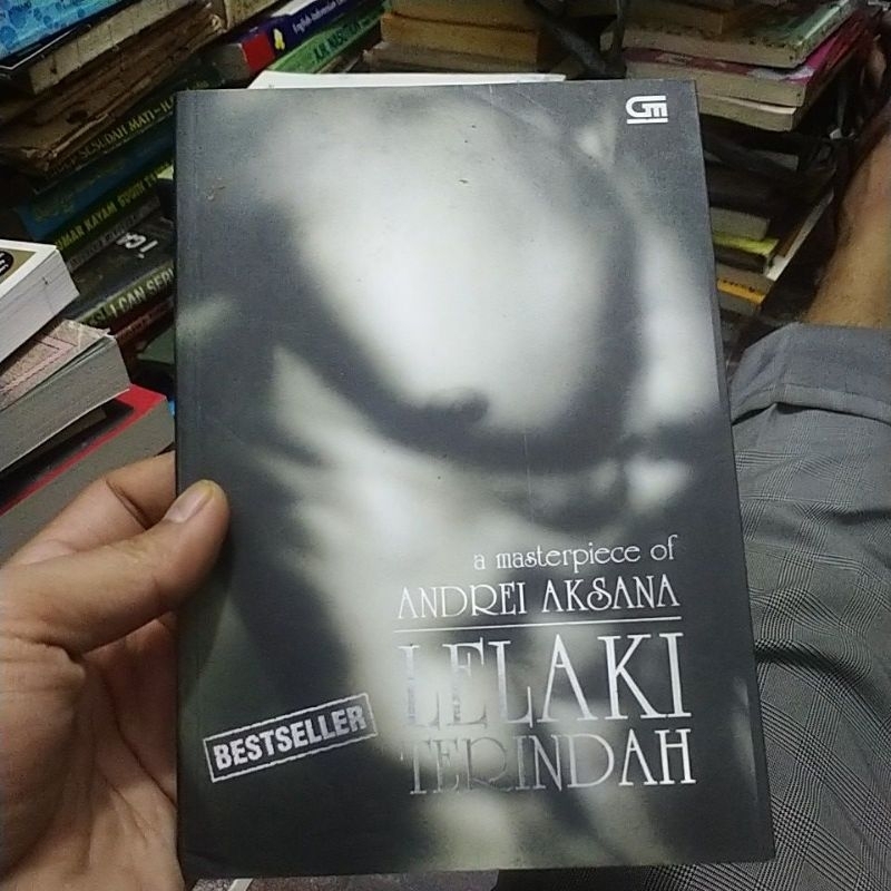 buku novel lelaki terindah by andrei aksana original