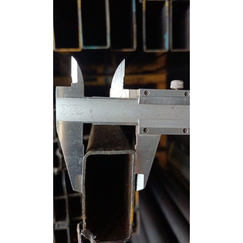 Besi Hollow / hollo hitam 30x60 tebal 1,3mm