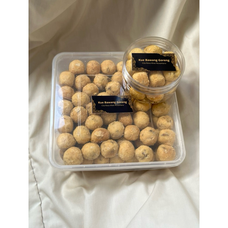 

Paket Promo Kue Bawang 1 Kg & 250 Gram – Gurih, Renyah, Cocok untuk Oleh-Oleh dan Camilan Keluarga!
