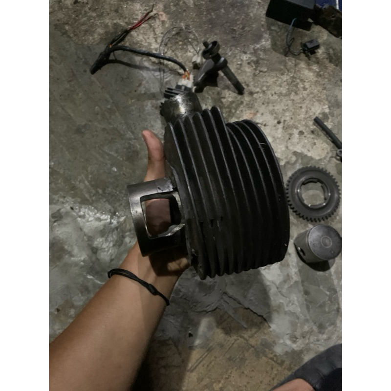 blok vespa lobang 5 lokal