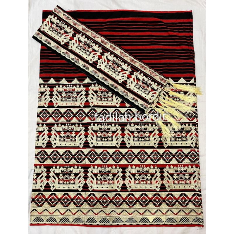 TAPIS BORDIR LAMPUNG TENUN