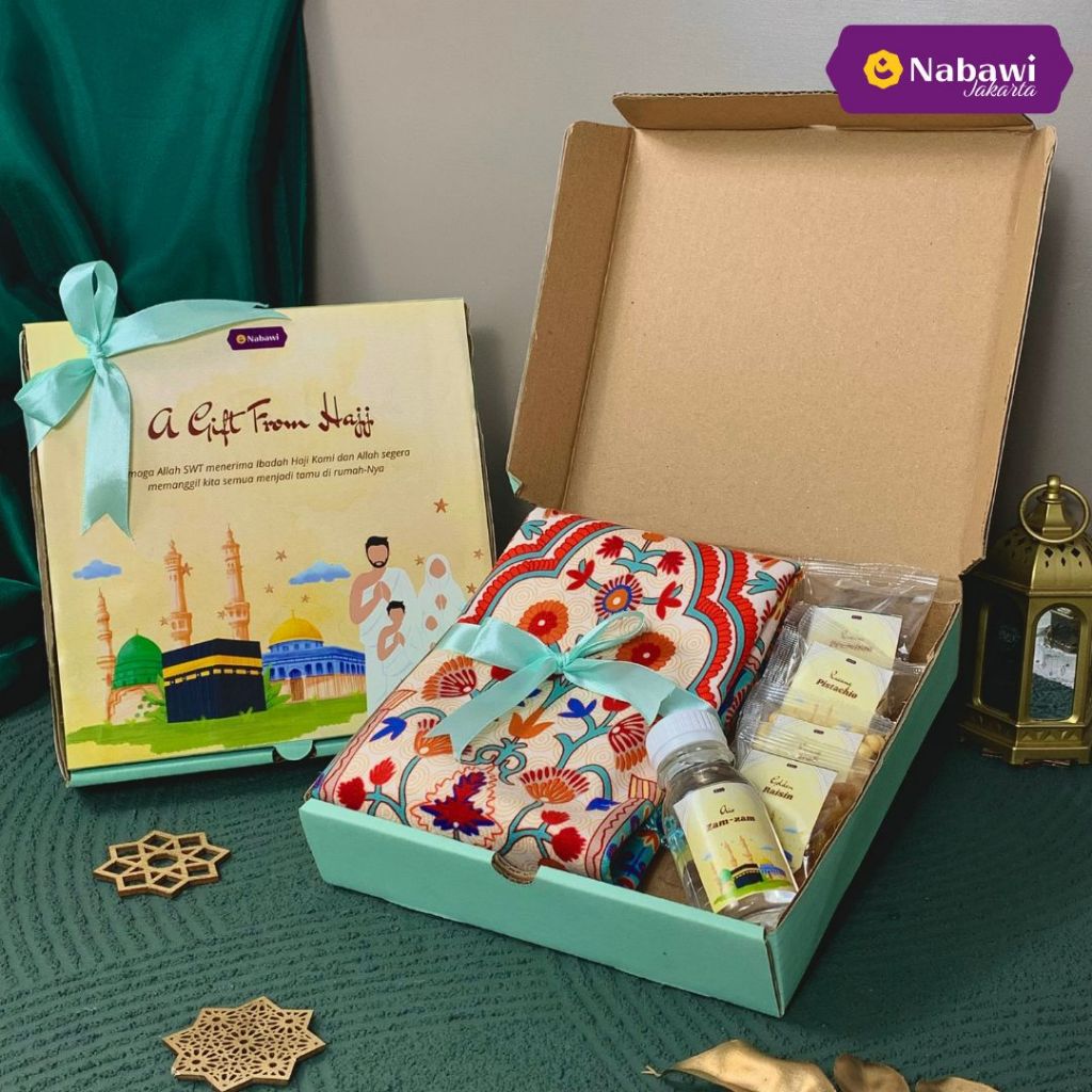 

Hampers Mecca 6in1 Sajadah Sujud dan Makanan Khas Arab Hampers Sajadah Sujud Souvenir Hampers Oleh