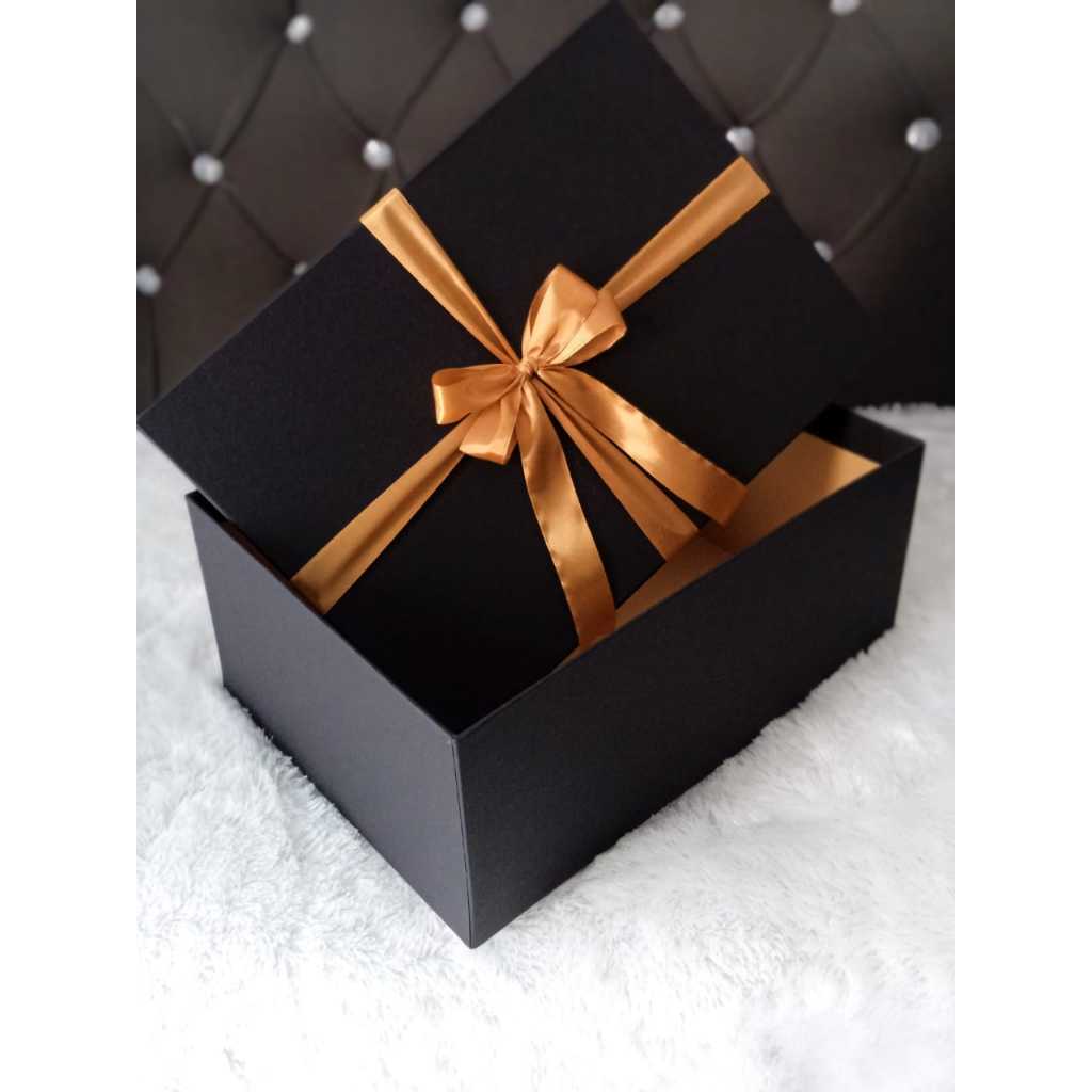 

kotak kado 33x33x15cm/berpita/hardbox