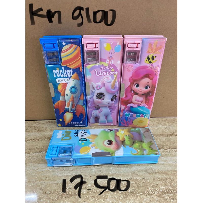 

KOTAK PENSIL KM 9100 MOTIF UNISEX COWO CEWE 4 GAMBAR